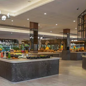 https://family-selection-at-grand-palladium-kantenah-resort-spa.allrivieramayahotels.com
